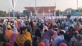 বিএনপি প্রার্থীর মনোনয়ন স্থগিতাদেশ প্রত্যাহারের দাবিতে সমাবেশ