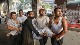 নন-এমপিও শিক্ষকদের ওপর পুলিশের লাঠিচার্জ-জলকামান