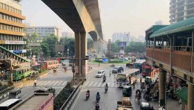 কিছুটা সচল রাজধানী, এখনও সতর্ক নগরবাসী