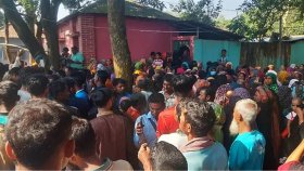 সেনাসদস্যের বাসা থেকে দুই সন্তানের গলাকাটা ও স্ত্রীর ঝুলন্ত লাশ উদ্ধার