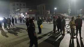 ট্রাকচাপায় মৃত্যুর পর ঘটনাস্থল থেকে পাঁচ কিলোমিটার দূরের সড়ক অবরোধ
