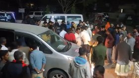 ট্রাক-মাইক্রোবাসের সংঘর্ষে বিএনপি প্রার্থী শিমুল বিশ্বাসসহ আহত ৪