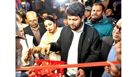 ‘দেশের চলচ্চিত্রকে বিশ্ব দরবারে উপস্থাপন করতে সংশ্লিষ্ট সবাইকে কাজ করতে হবে’