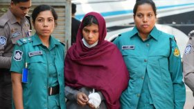 ছবি-এনআইডি না থাকার পরও যেভাবে ধরা পড়লেন আয়েশা