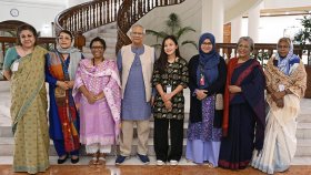 রোকেয়া পদকজয়ীদের প্রধান উপদেষ্টার সংবর্ধনা
