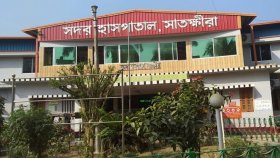 সাতক্ষীরায় সড়ক দুর্ঘটনায় মা-ছেলে নিহত