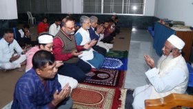 ওসমান হাদির আত্মার মাগফিরাত কামনায় ঢাবিতে বিশেষ দোয়া মাহফিল