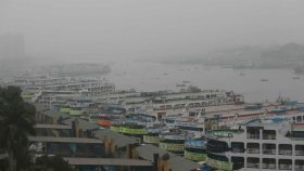 ঘন কুয়াশা না কাটা পর্যন্ত লঞ্চ চলাচল বন্ধ