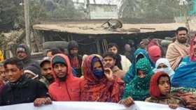 ‘অসামাজিক’ ‘অনৈতিক’ কাজের হিসাব নেবে এলাকাবাসী?
