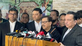 আমাকে বিরোধিতা করতে যে মবোক্রেসি হয়েছে, তা অশুভ ইঙ্গিত: মান্না