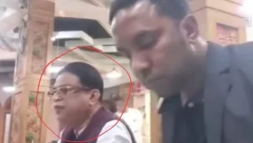 নির্বাচনের জন্য আমাদের আরও দুটি অস্ত্র দরকার, বিএনপি নেতাকে বললেন কর্মী