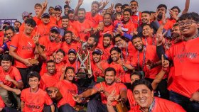 বিপিএল জিতলেও নাজমুলের অন্য ‘টেনশন’