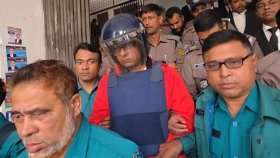 কাঠগড়ায় কাঁদলেন আনিস আলমগীর