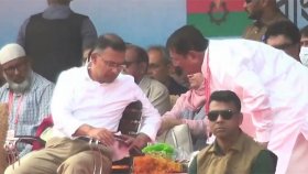 রাজশাহীতে জনসভা মঞ্চে তারেক রহমান