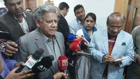 বন্দর নিয়ে জাতীয় স্বার্থবিরোধী কোনও কাজ করবে না সরকার: নৌপরিবহন উপদেষ্টা 