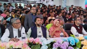 ‘জয় বাংলা, জয় বঙ্গবন্ধু’ স্লোগান দিয়ে ধানের শীষে ভোট চাইলেন আ.লীগের নেতারা