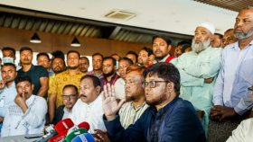 চট্টগ্রাম বন্দরে কর্মবিরতি দুই দিন স্থগিত