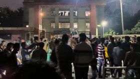 বিএনপির জন্য ভোট চাওয়া আ.লীগ নেতাকর্মীদের গ্রেফতারে থানা ঘেরাও
