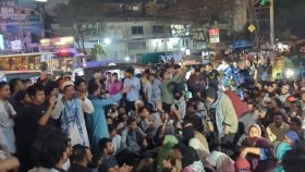 ইনকিলাব মঞ্চের নেতাকর্মীদের ওপর হামলার প্রতিবাদে চট্টগ্রামে বিক্ষোভ