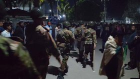 পটুয়াখালীতে বিএনপি-জামায়াত সংঘর্ষে আহত ৪০, ওসিকে বদলির দাবি