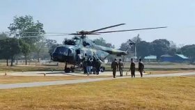 খাগড়াছড়ির ৩ কেন্দ্রে নির্বাচনি সরঞ্জাম গেছে হেলিকপ্টারে