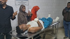 চারঘাটে বিএনপিকর্মীকে কুপিয়ে আহত করার অভিযোগ