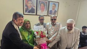 নবনির্বাচিত এমপিকে শুভেচ্ছা জানাতে বিএনপি কার্যালয়ে অধ্যক্ষসহ প্রিসাইডিং কর্মকর্তারা