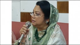 বিমানের টিকিটের অসাধু চক্রের বিরুদ্ধে কঠোর ব্যবস্থা নেওয়ার ঘোষণা মন্ত্রীর