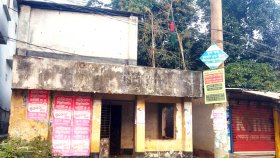 ১৯ মাস পর বগুড়ায় আ.লীগ কার্যালয়ে জাতীয় পতাকা উত্তোলন