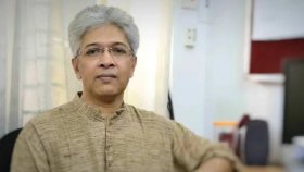সদ্য বিদায়ী উপদেষ্টা আদিলুর রহমানকে বিমানবন্দরে ‘হয়রানির’ অভিযোগ 
