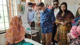 স্বাস্থ্য কমপ্লেক্সে হঠাৎ স্বাস্থ্যমন্ত্রী, অনুপস্থিত চিকিৎসক-কর্মকর্তারা