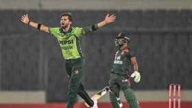দ্বিতীয় ওয়ানডে জিতে সিরিজ সমতায় পাকিস্তান