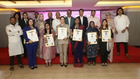 এভিয়েশন-ট্যুরিজম খাতে সম্মাননা পেলেন ১০ নারী
