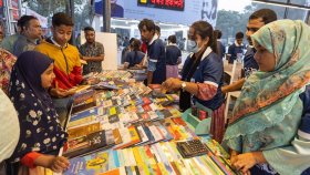 ১৭ দিনে বইমেলায় বিক্রি প্রায় ১৭ কোটি টাকার বই
