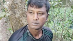 বাড়িতে ডাকাতির পর ৯ জনকে পিটিয়ে পুলিশে দিলো স্থানীয়রা