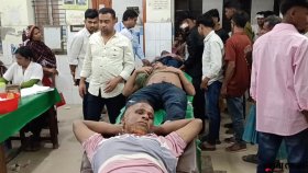 ঈদের দিন গরুর মাংসের ভাগ না দেওয়ায় সংঘর্ষ-গুলি, আহত ২৫
