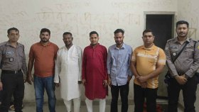 রাজধানীতে আ. লীগের মিছিল, আটক ৫