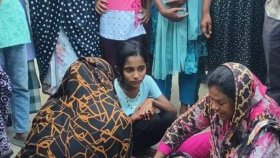 বাড়িতে ঢুকে পুলিশ পরিচয়ে কলেজছাত্রকে গুলি করে হত্যা
