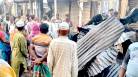 ভয়াবহ আগুনে পুড়লো ১৫ দোকান, ব্যাপক ক্ষয়ক্ষতি