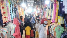 দোকান-শপিং মল রাত ৮টায় বন্ধের খবর সঠিক নয়, সিদ্ধান্ত শনিবার