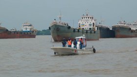 জ্বালানি সংকট: মোংলা বন্দরে পণ্য খালাসে অচলাবস্থা