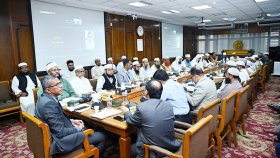 শরিয়াহ বোর্ডকে স্বাধীনভাবে কাজ করার আহ্বান গভর্নরের