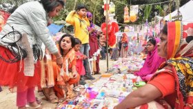 যে মেলায় পুরুষের প্রবেশ নিষেধ, কোটি টাকার বেচাকেনা