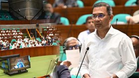 এই চেয়ারে বসলে মনে হয় আগুনের তপ্ত হিট আসছে: প্রধানমন্ত্রী 