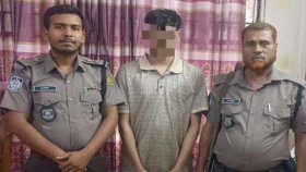 ডিবি পরিচয়ে প্রতারণার মাধ্যমে অর্থ আত্মসাৎকারী গ্রেফতার 