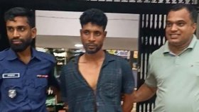 কুড়ালের আঘাতে মাজারের খাদেমকে হত্যা, একজন আটক