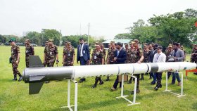 আর্টডক পরিদর্শনে সেনাপ্রধান