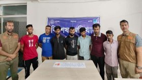 ডিবির অভিযানে ৭ মাদক ব্যবসায়ী গ্রেফতার