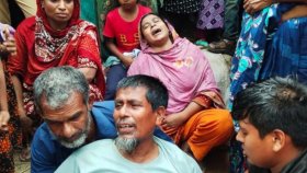 নওগাঁয় এক পরিবারের চার জনকে হত্যা করলো কারা?