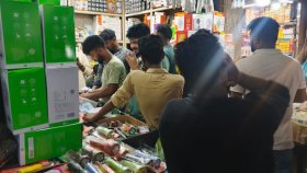 তীব্র গরমে চাহিদা বেড়েছে ফ্যান-এসির, দাম তুঙ্গে